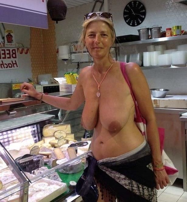25P More Saggy Tits
