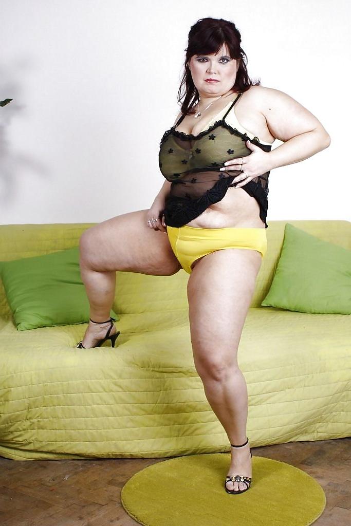 16P Big saggy tits - Marie.