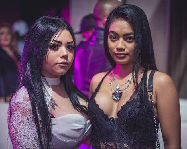 20P Girls partying in club - Paris #92