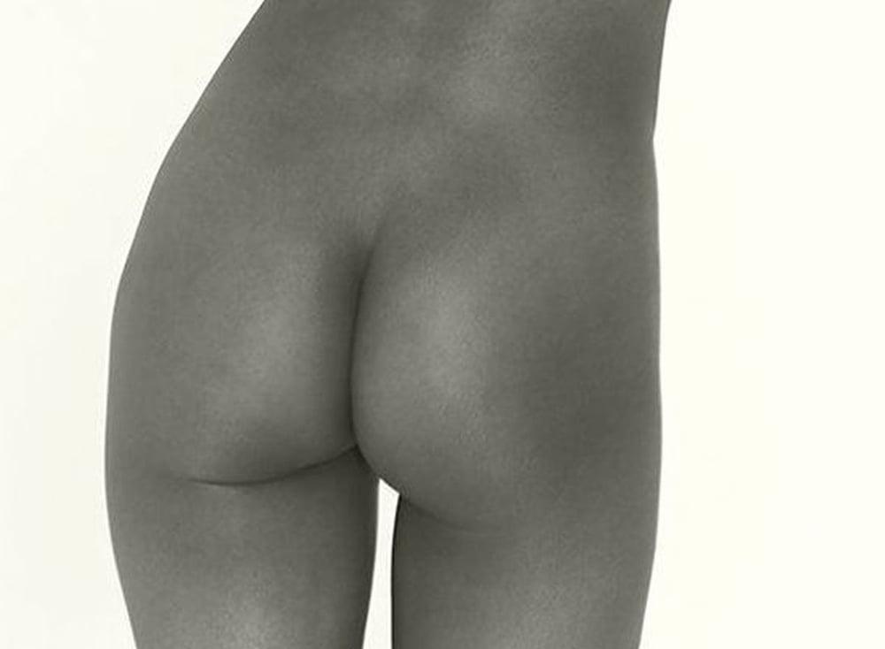 21P Ebonee Davis posing nude feb 2018