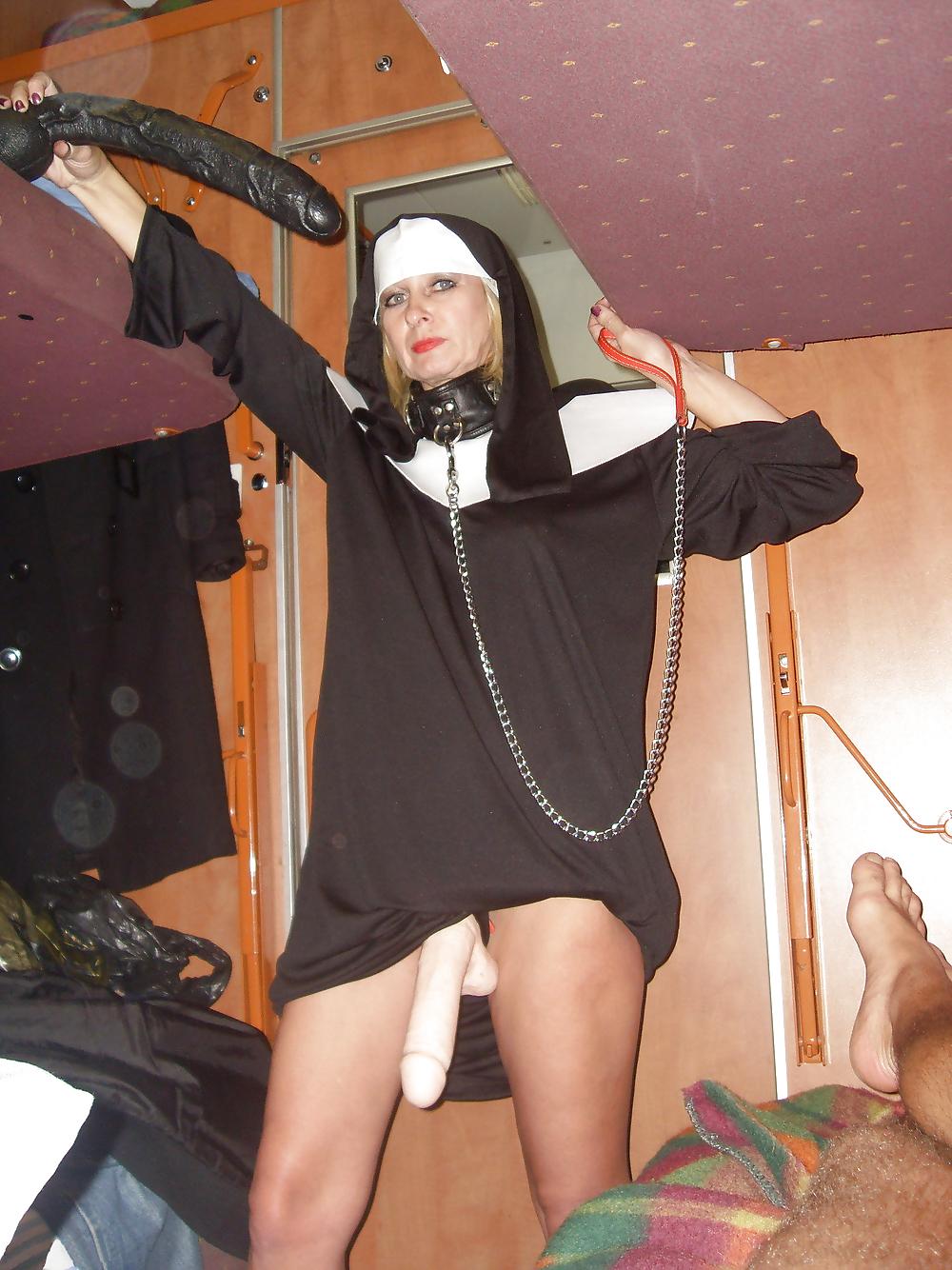 25P Matures, BDSM, Group Sex.