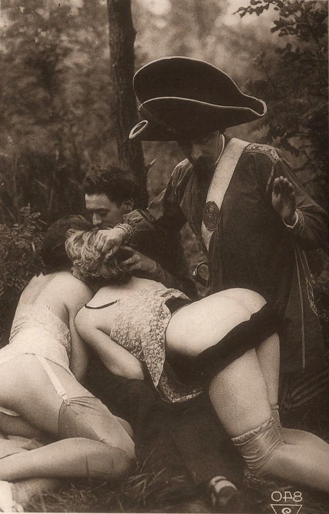 25P retro BDSM