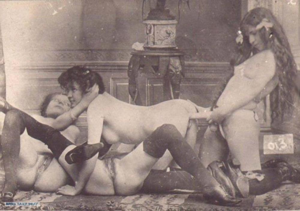 25P retro BDSM