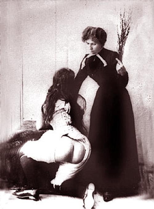 25P retro BDSM
