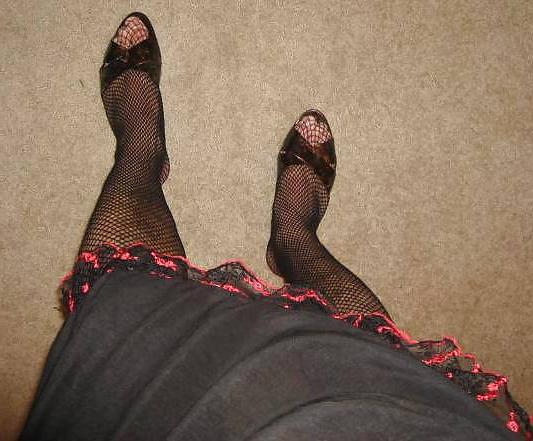 19P Sissy Loves Fishnet Stockings
