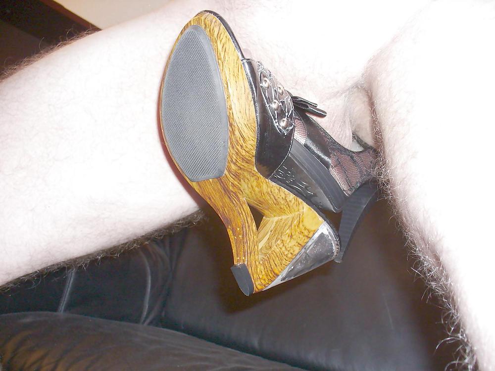 25P Shoes and Nylon