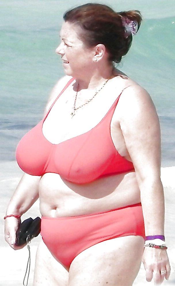 25P Swimsuits bikinis bras bbw mature dressed teen big huge - 25