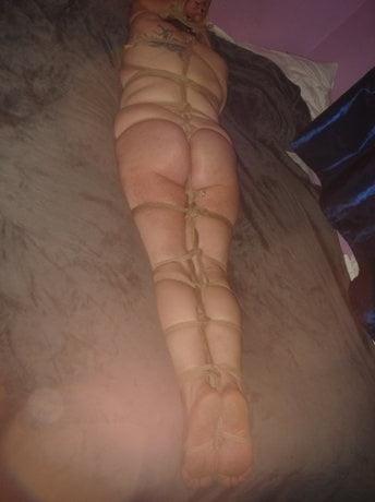 25P Amaterur BDSM pictures 2