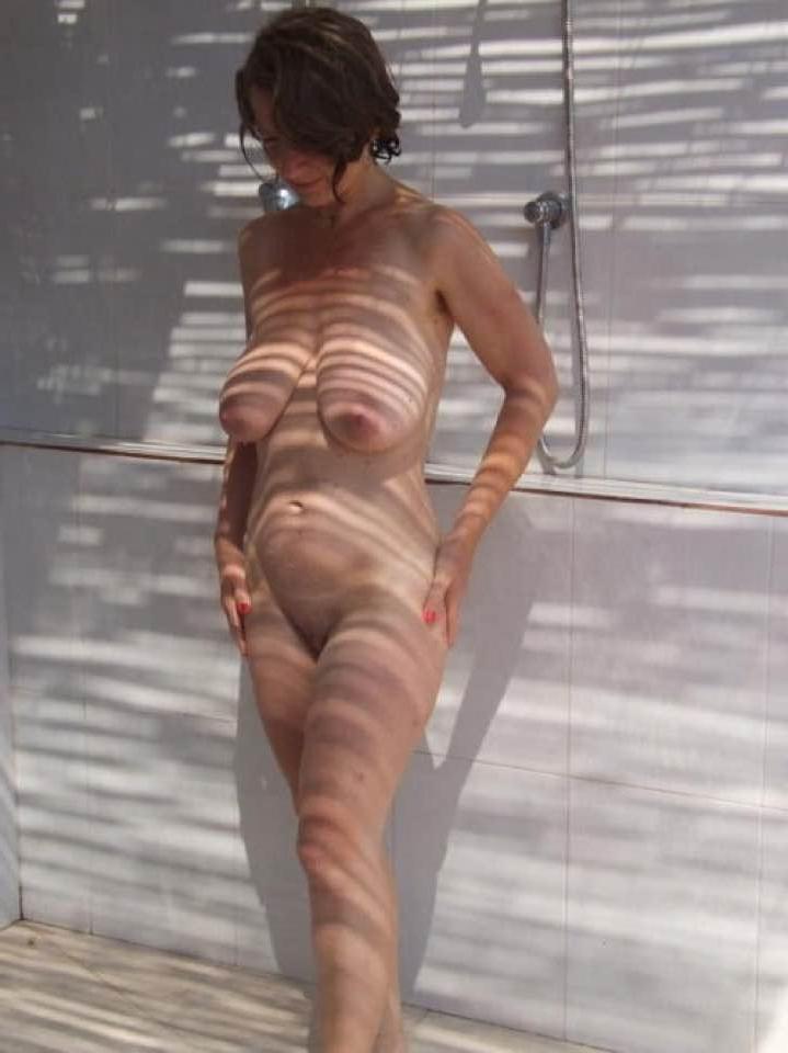 25P Saggy tits 16