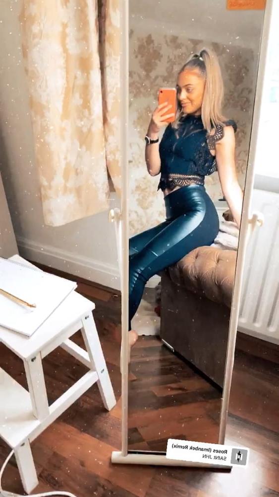 25P Ladies in leather, latex &amp; PVC 2
