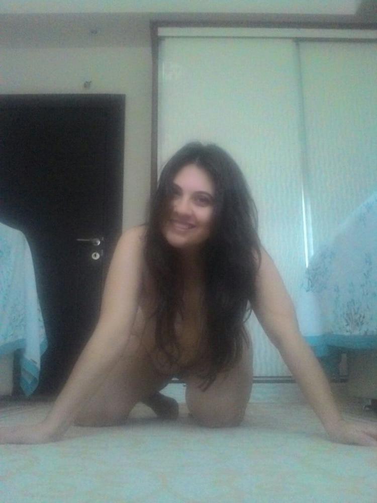 20P Me nude 2