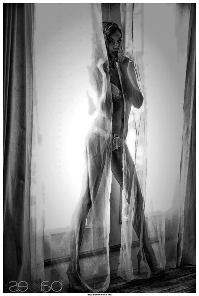 25P Lovemaking in black and white - 21