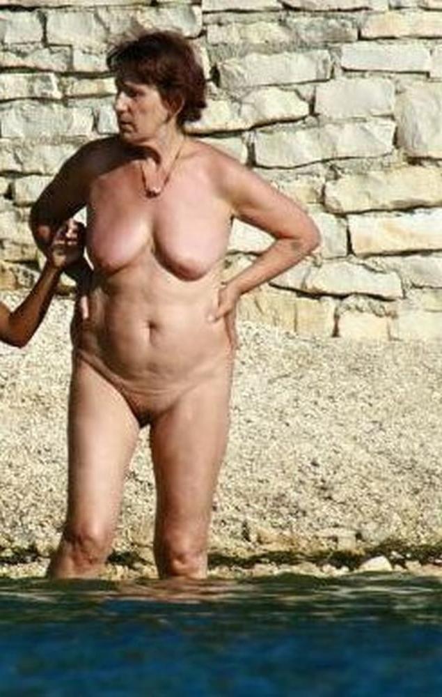 25P Nudist camp acquaintance 2