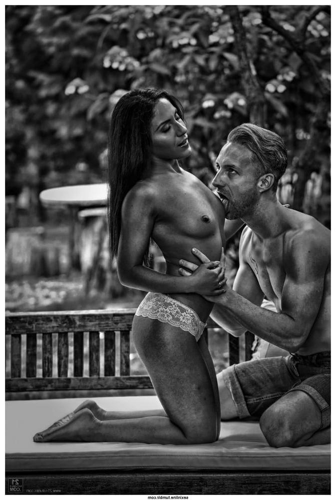 25P Lovemaking in black and white - 25