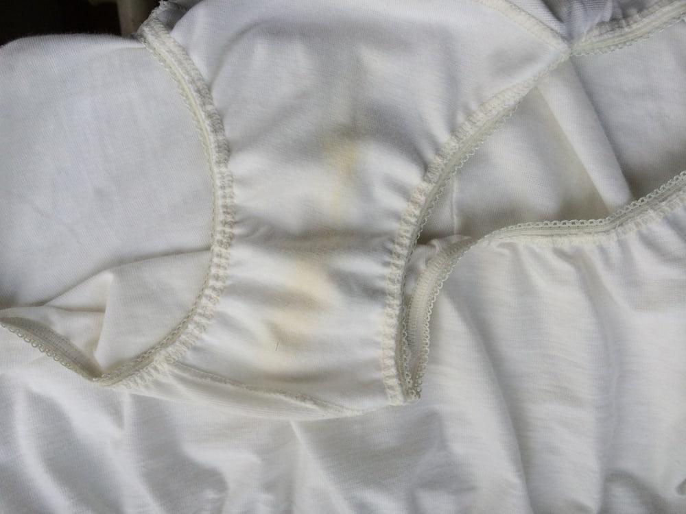 22P White panties