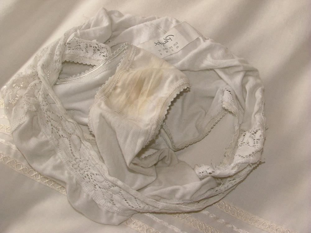 22P White panties