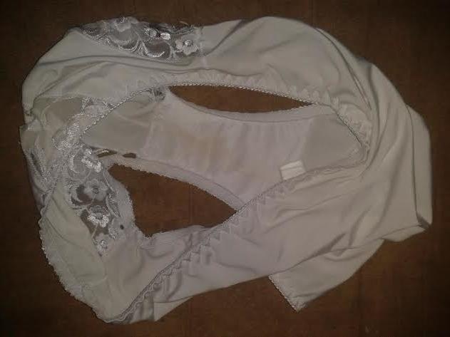 22P White panties