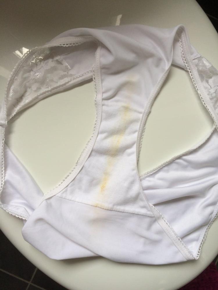 22P White panties