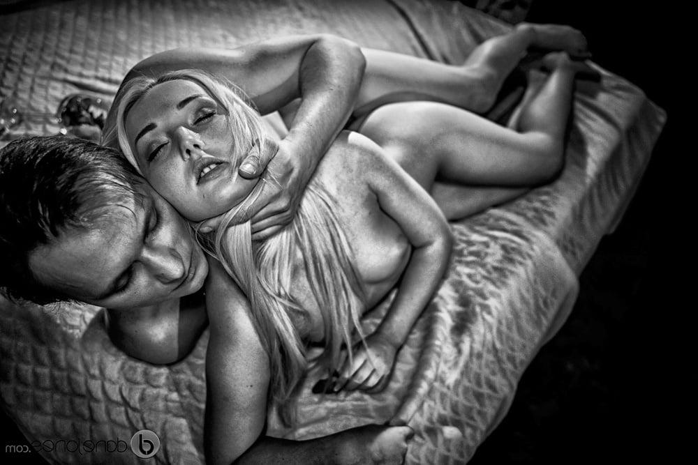 25P Lovemaking in black and white - 9
