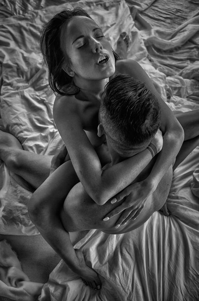 25P Lovemaking in black and white - 7
