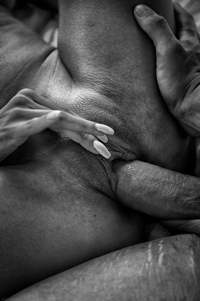 25P Lovemaking in black and white - 7