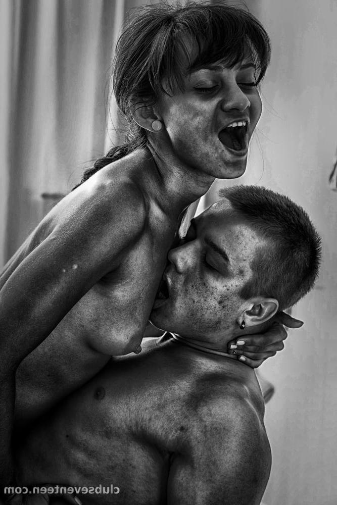 22P Lovemaking in black and white - 8