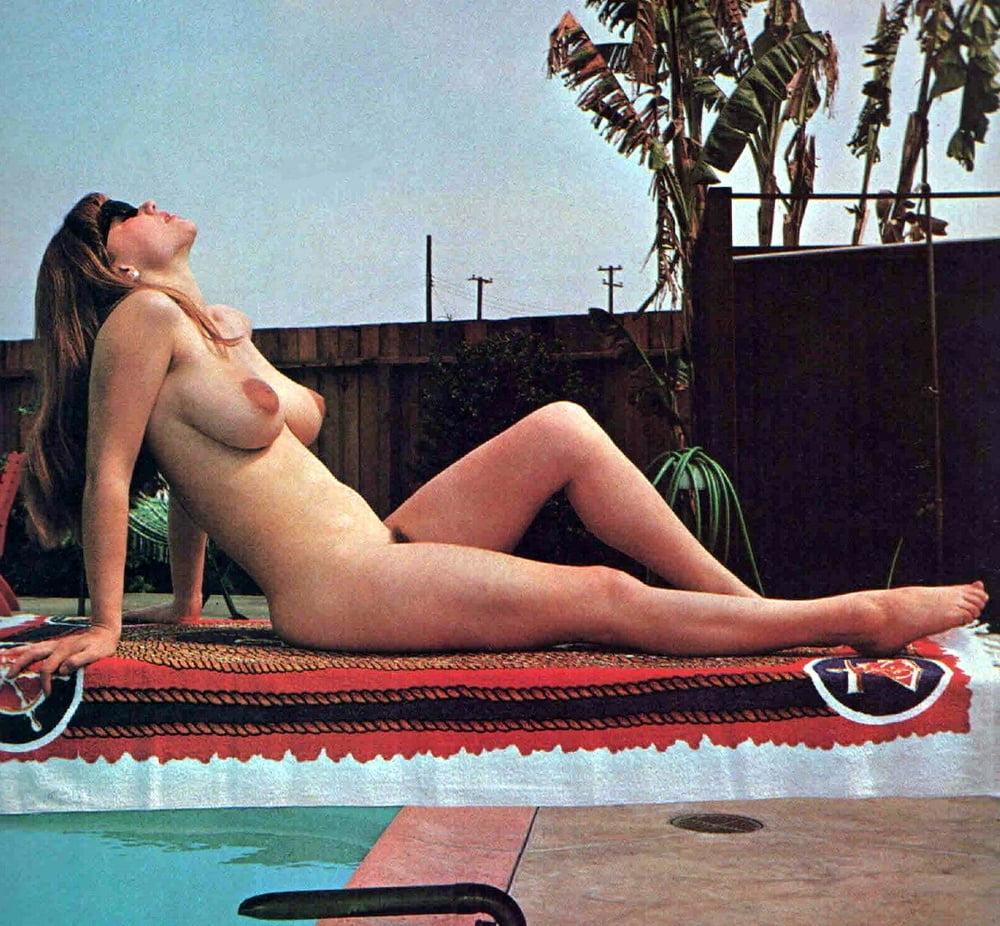 24P Michelle Angelo 4 (Poolside and nudist pics)