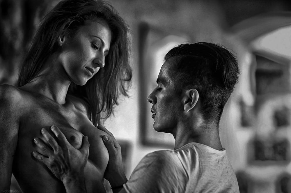 25P Lovemaking in black and white - 2
