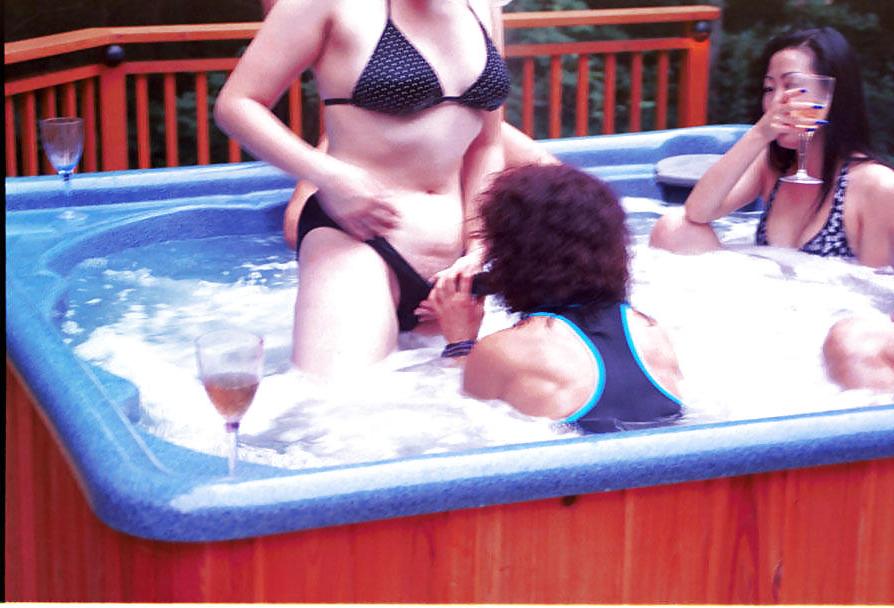 25P Lesbian Hot tub Orgy