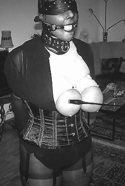 25P BW hot kinky bdsm 2