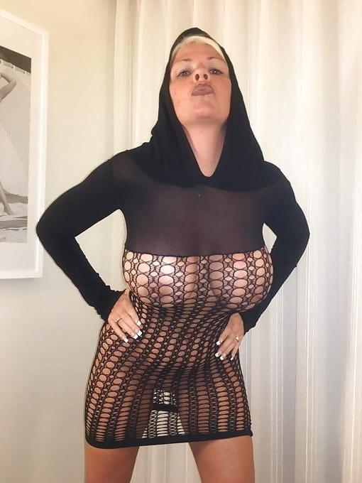 25P Fishnet Hall of Fame Vol 58
