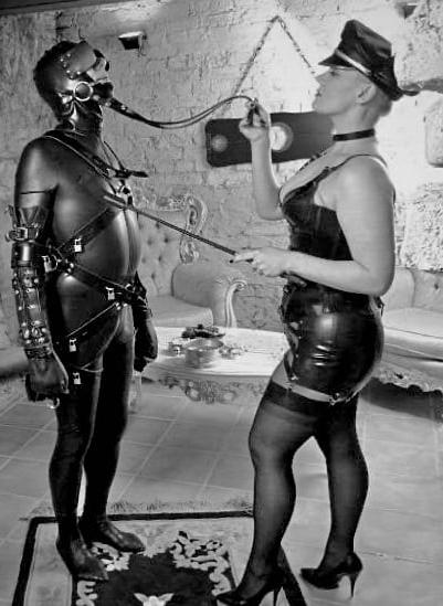 25P BW hot kinky bdsm 2