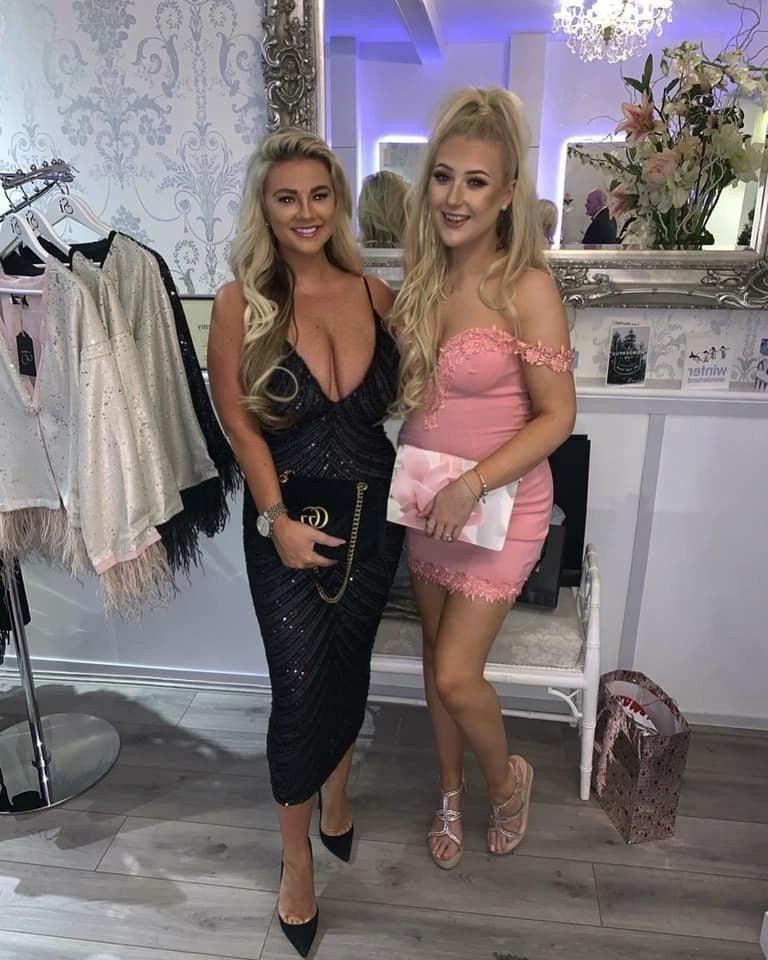25P Saggy tits