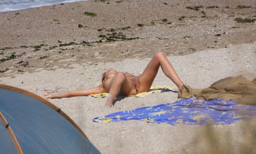 25P Nude Beach 01