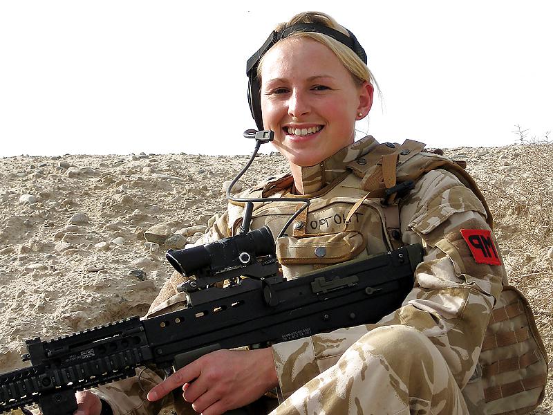 9P Women in uniform