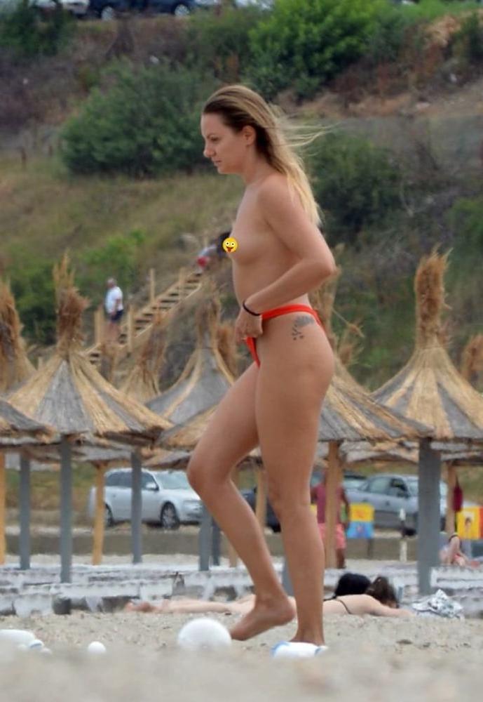 25P Alexandra Stan Nude
