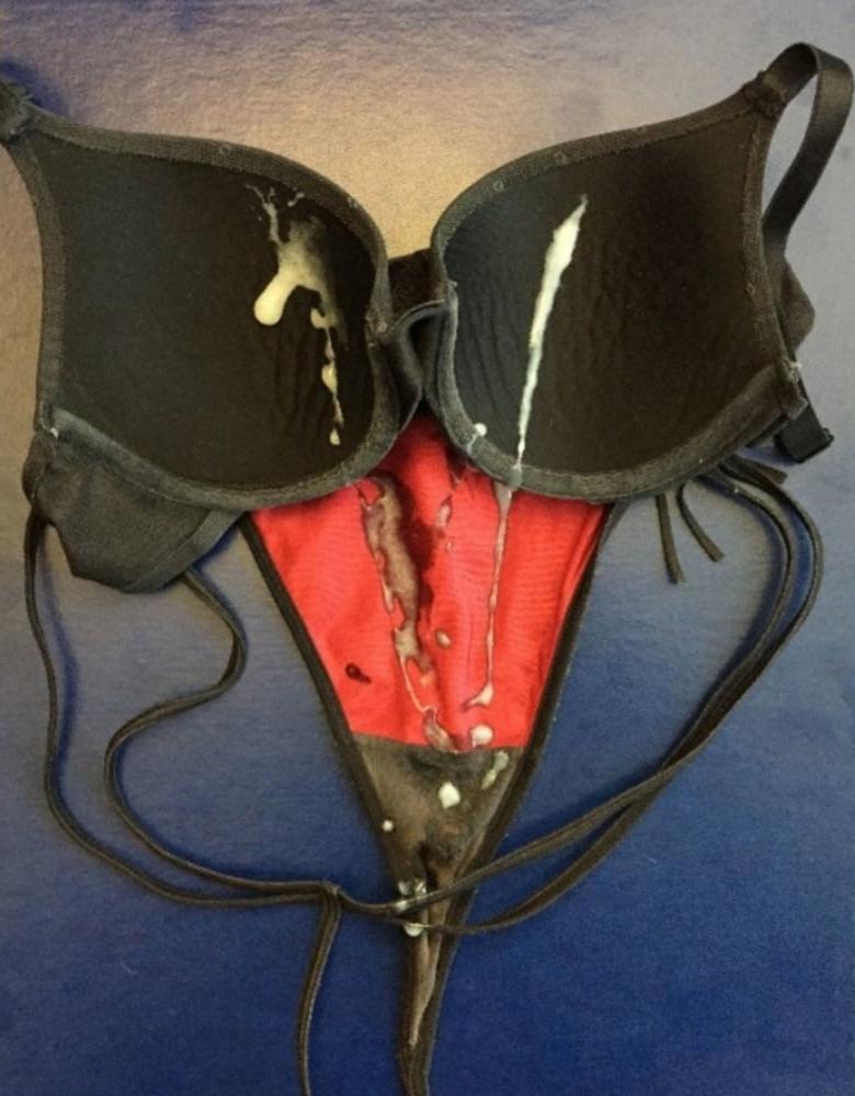 17P Gym Rat's bras and panties