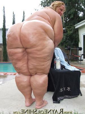 25P Big White Ass 2