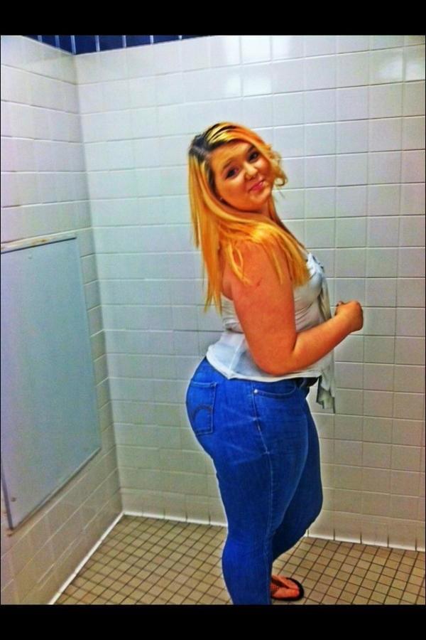 25P Big White Ass 2