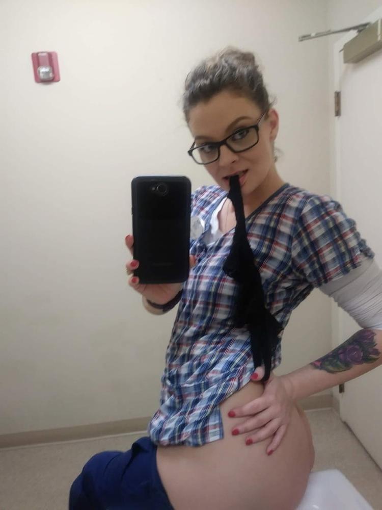 11P Sexy nurse