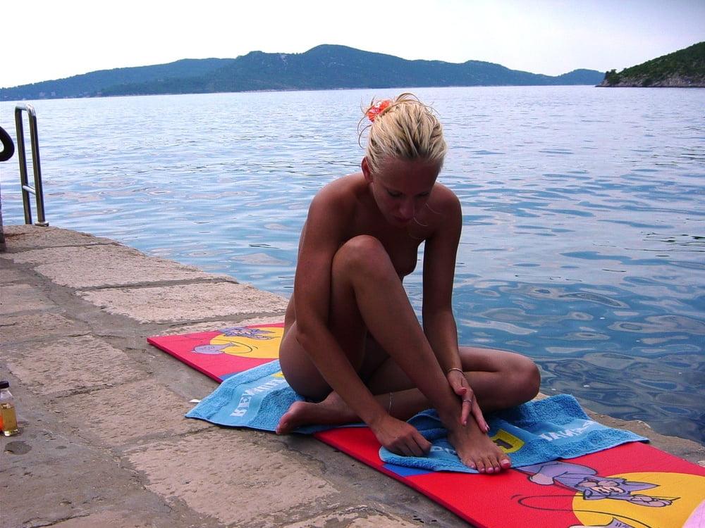 25P Nude Beach 06