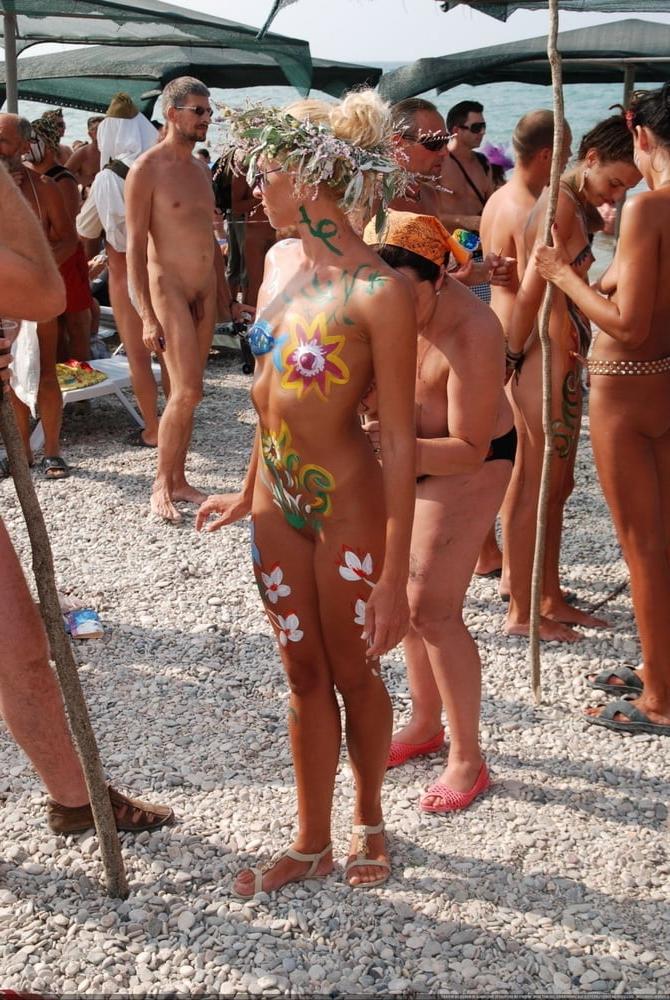 25P Life's a (Nudist) Beach 70