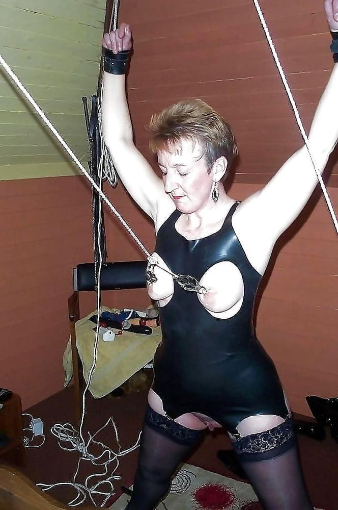 15P Amateur Women BDSM 216