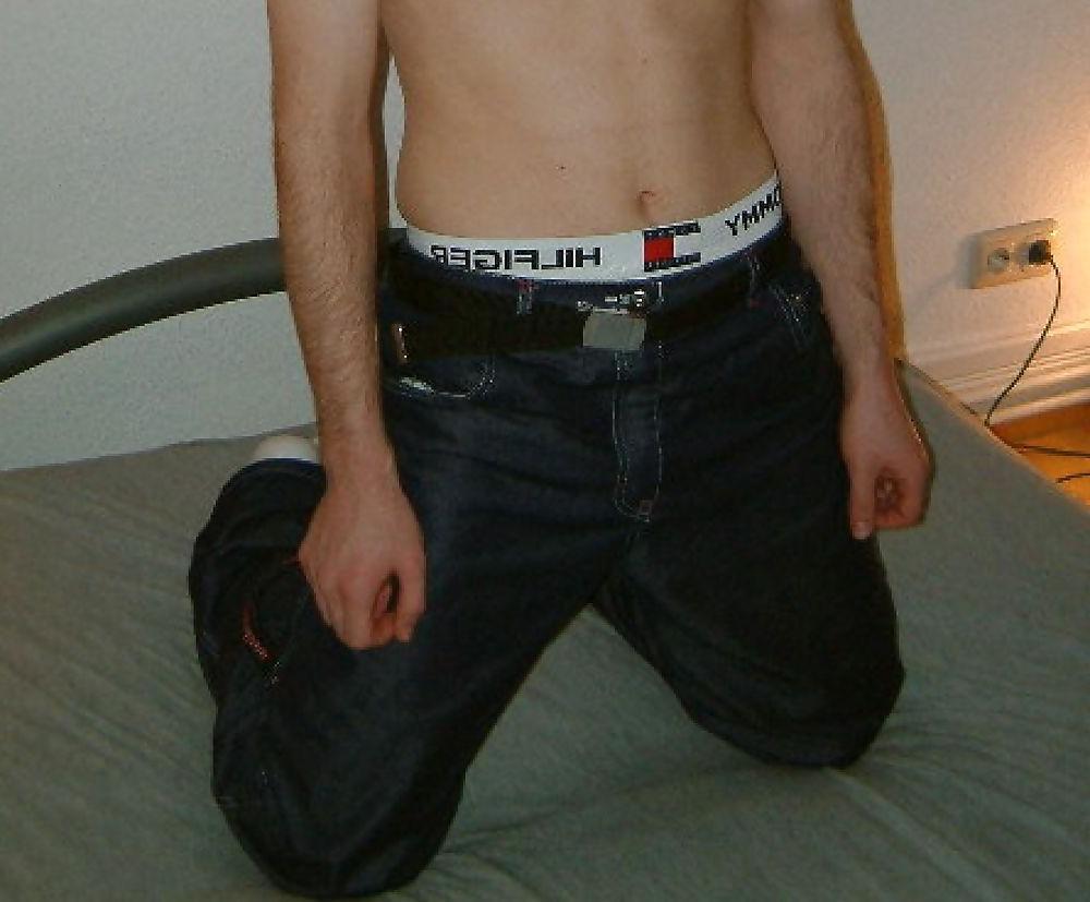 25P Ich mit meiner webcam bilder auf  Bett von mir mein schwanz 