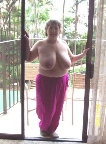 25P Saggy boobs 4