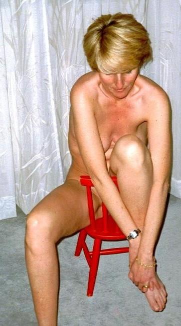25P Nude photos of Eileen