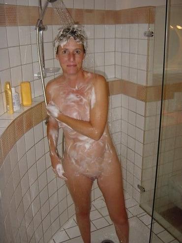 25P Nude photos of Eileen
