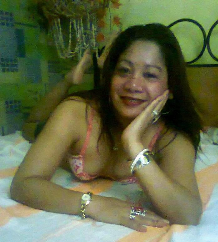 25P Eden Carna - Horny on Cam