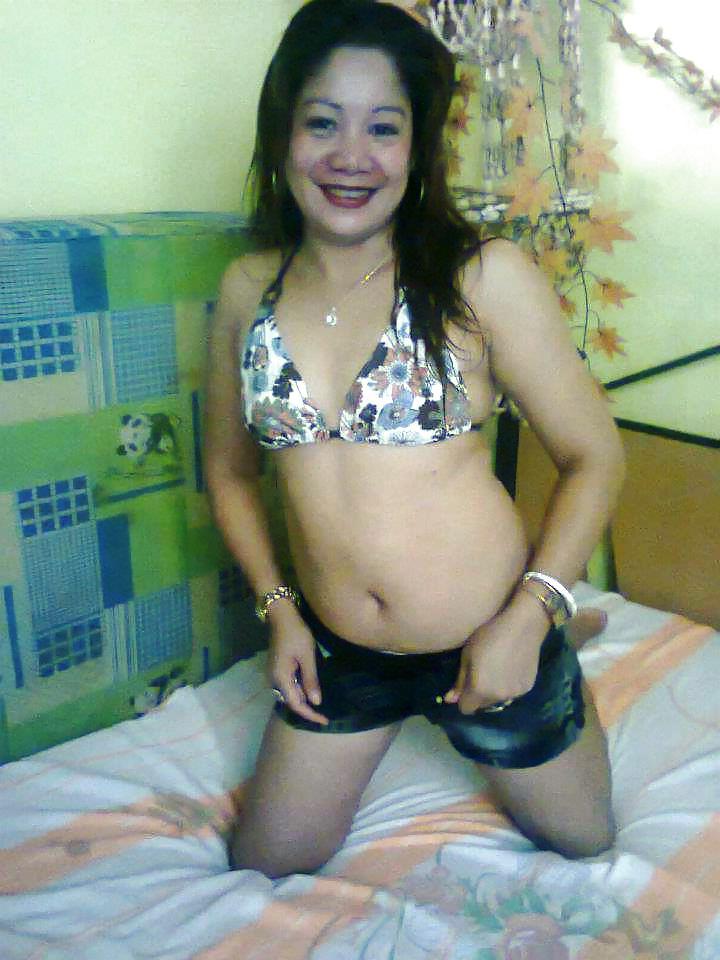 25P Eden Carna - Horny on Cam