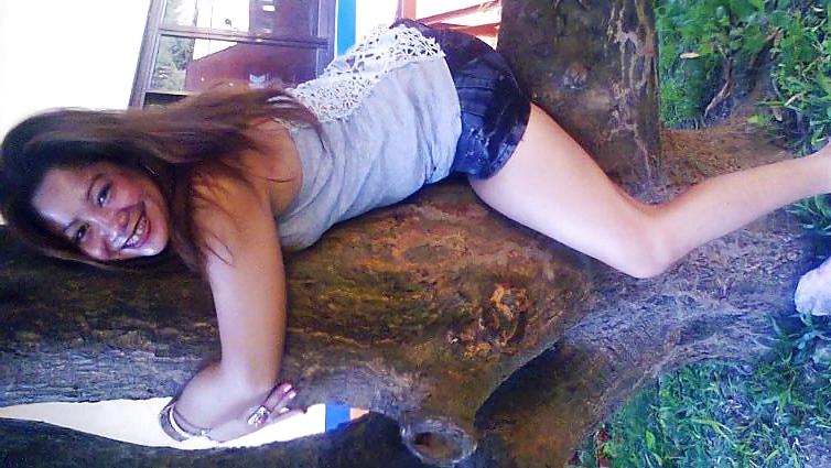 25P Eden Carna - Horny on Cam
